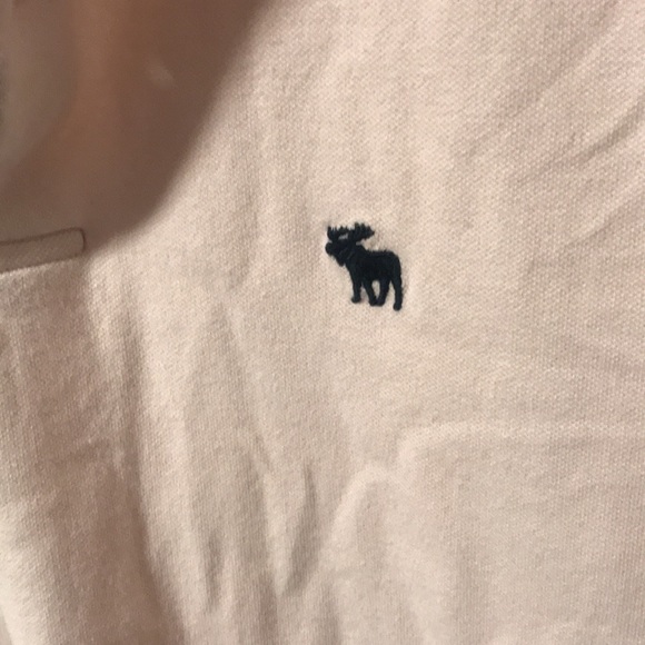 Abercrombie and Fitch light peach/pink Stretch Polo Shirt - Picture 2 of 5